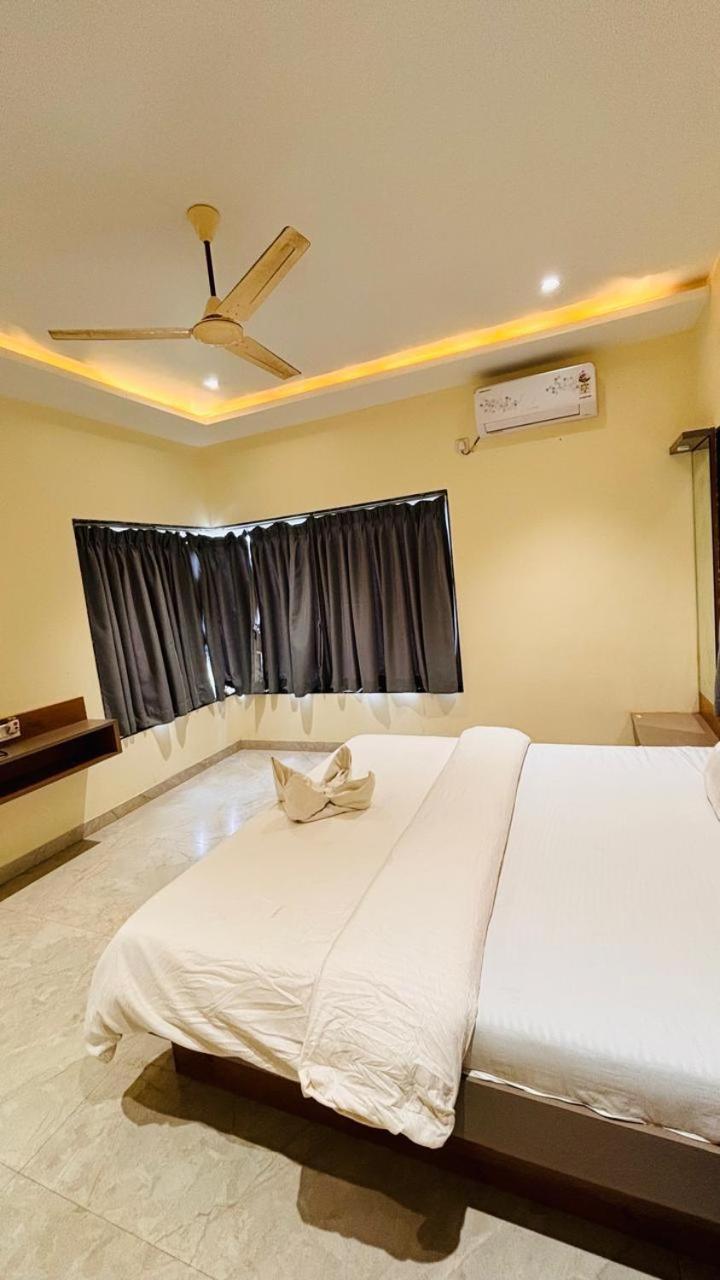 Paramount 3 Ac Bedrooms Hall Garden With Lake View Panchgani Bagian luar foto