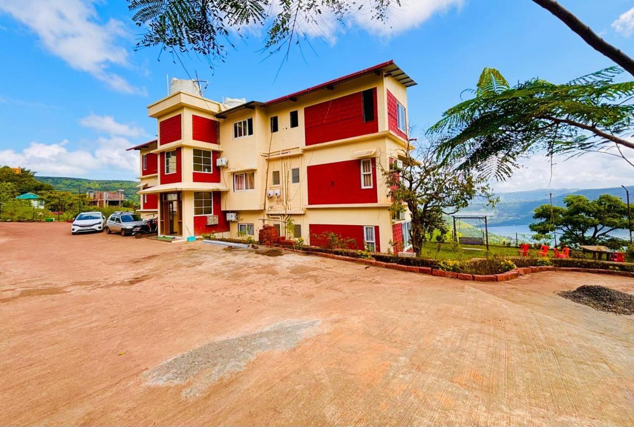 Paramount 3 Ac Bedrooms Hall Garden With Lake View Panchgani Bagian luar foto